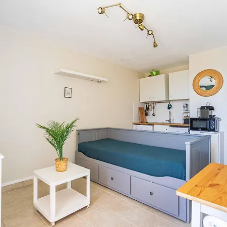 Apartment Le Mimosa Ensoleille - A 400 M De La Bormes-les-Mimosas